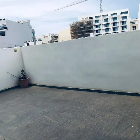 Stylish Retreat In Ta'xbiex Ta Xbiex