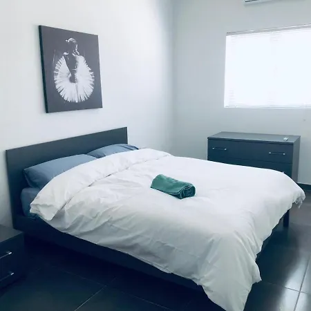 Stylish Retreat In Ta'xbiex * Ta Xbiex